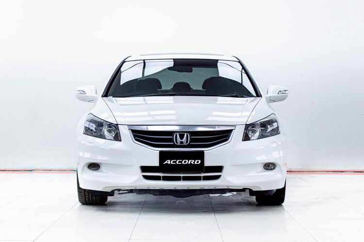 Honda Accord 2012 2.4 JP Sedan เบนซิน ไม่ติดแก๊ส เกียร์อัตโนมัติ ขาว รูปที่ 4