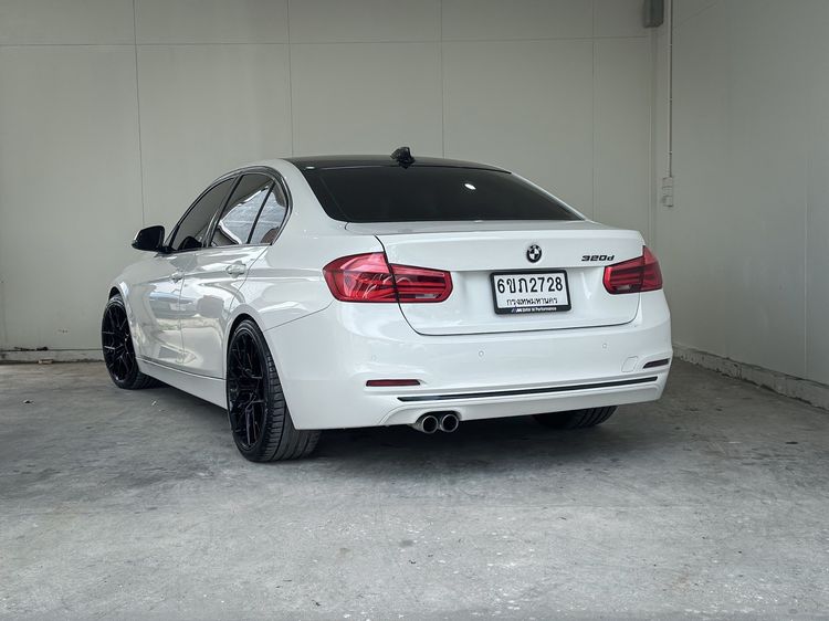 BMW Series 3 2017 320d Sedan ดีเซล ไม่ติดแก๊ส เกียร์อัตโนมัติ ขาว รูปที่ 4