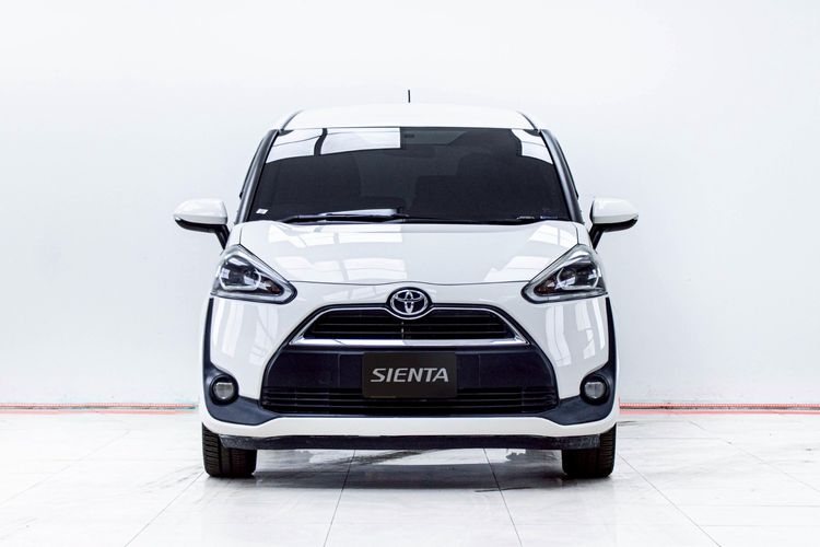 Toyota Sienta 2017 1.5 V Utility-car เบนซิน ไม่ติดแก๊ส เกียร์อัตโนมัติ ขาว รูปที่ 4