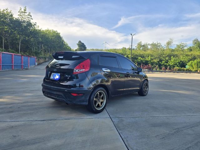 รถ Ford Fiesta 1.5 Sport สี ดำ