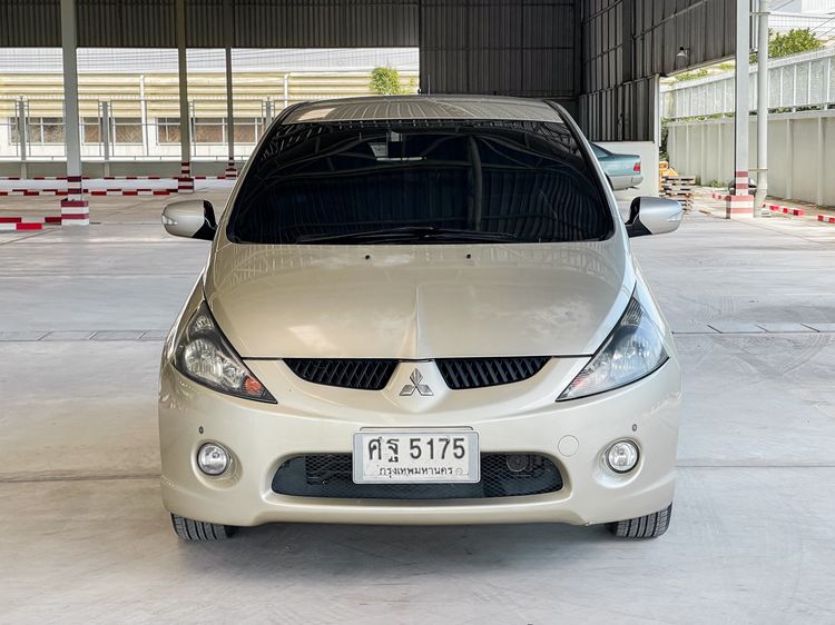 Mitsubishi Space Wagon 2005 2.4 GLS Utility-car เบนซิน ไม่ติดแก๊ส เกียร์อัตโนมัติ น้ำตาล รูปที่ 2