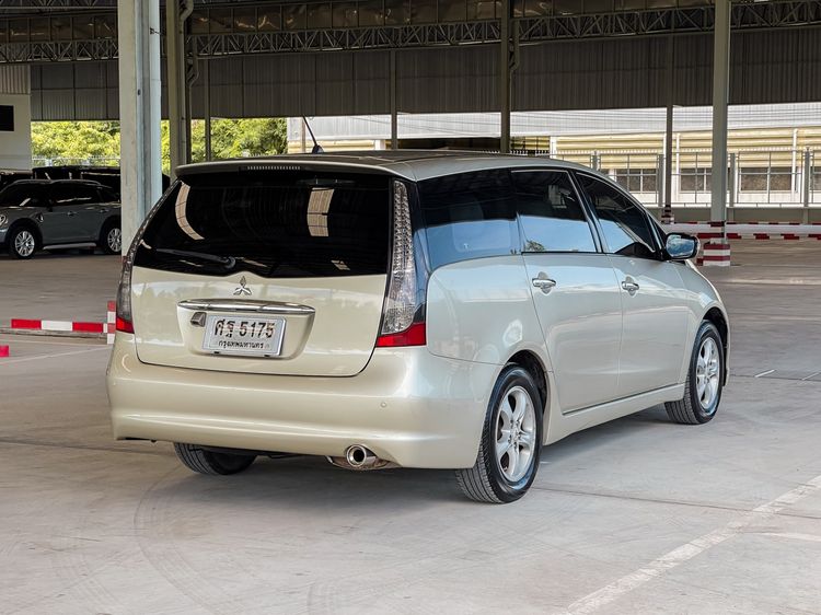 Mitsubishi Space Wagon 2005 2.4 GLS Utility-car เบนซิน ไม่ติดแก๊ส เกียร์อัตโนมัติ น้ำตาล รูปที่ 3