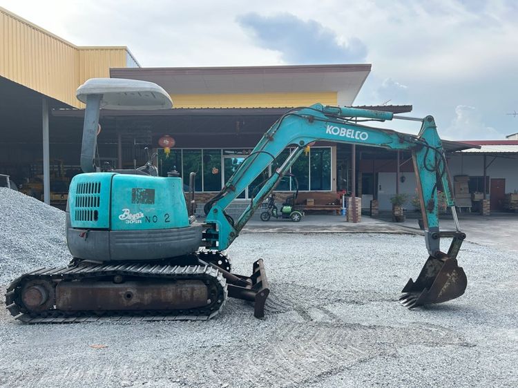 รถแบคโฮ KOBELCO รุ่น SK30SR ขนาด 3 ตัน รถเก่านอกนำเข้า รูปที่ 5
