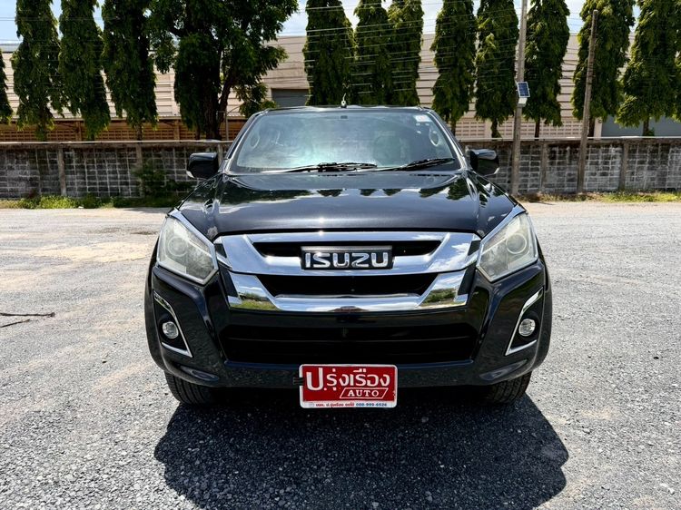 Isuzu D-MAX 2017 3.0 V-Cross Z 4WD Pickup ดีเซล ไม่ติดแก๊ส เกียร์ธรรมดา ดำ รูปที่ 2