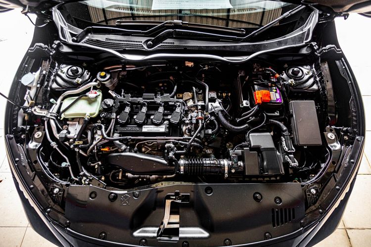 Honda Civic 2019 1.5 Turbo Sedan เบนซิน ไม่ติดแก๊ส เกียร์อัตโนมัติ ดำ รูปที่ 3