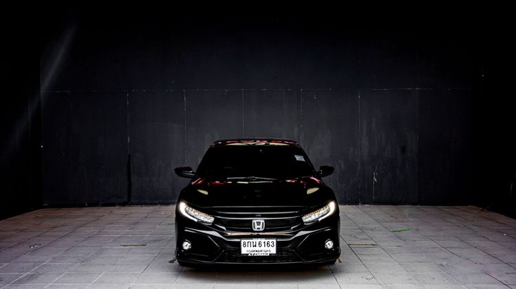 Honda Civic 2019 1.5 Turbo Sedan เบนซิน ไม่ติดแก๊ส เกียร์อัตโนมัติ ดำ รูปที่ 2