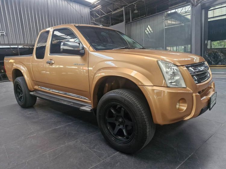 Isuzu D-MAX 2010 2.5 Hi-Lander Super Titanium Smart Pickup ดีเซล ไม่ติดแก๊ส เกียร์ธรรมดา ส้ม รูปที่ 3