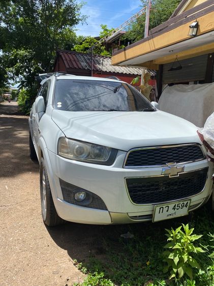 รถ Chevrolet Captiva 2.4 LSX สี ขาว