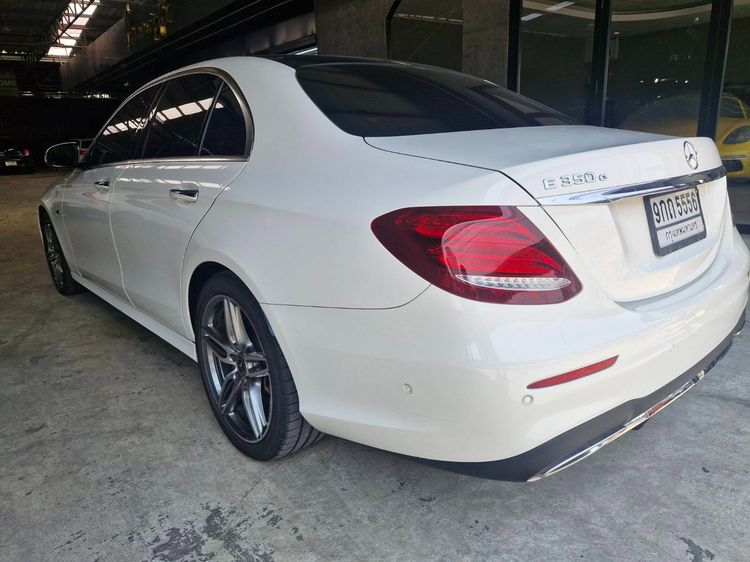Mercedes-Benz E-Class 2020 E350e Sedan ปลั๊กอินไฮบริด (PHEV) ไม่ติดแก๊ส เกียร์อัตโนมัติ ขาว รูปที่ 4