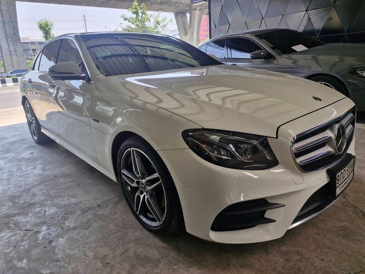 Mercedes-Benz E-Class 2020 E350e Sedan ปลั๊กอินไฮบริด (PHEV) ไม่ติดแก๊ส เกียร์อัตโนมัติ ขาว รูปที่ 3