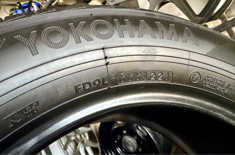 YOKOHAMA V552 205 65 15 มือสอง สวยสวย รูปที่ 5