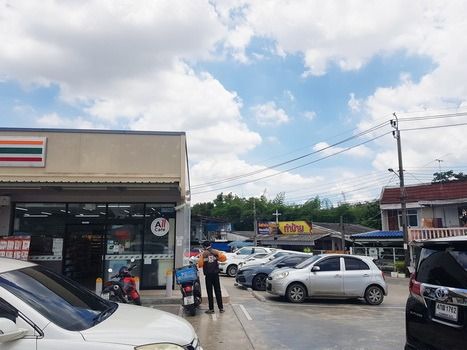 ขายที่ดินพร้อมบ้านชั้นเดียว 47 ตรว. ซอยมัยลาภ ทำเลค้าขาย รูปที่ 2