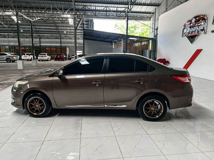 Toyota Vios 2016 1.5 E Sedan เบนซิน ไม่ติดแก๊ส เกียร์อัตโนมัติ น้ำตาล รูปที่ 4