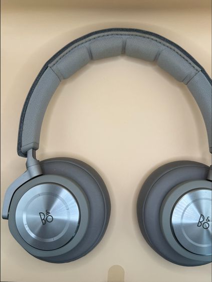 Bang and Olufsen Beoplay H7 หูฟังไร้สาย พร้อมกล่อง อุปกรณ์ครบ สภาพดี รูปที่ 10
