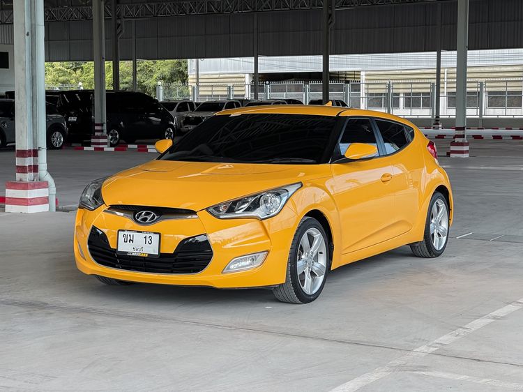 รถ Hyundai Veloster 1.6 สี เหลือง