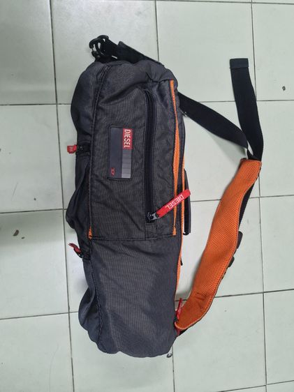 ไนล่อน ไม่ระบุ ส้ม กระเป๋าสะพายข้างจากแบรนด์ Diesel Sling Bag