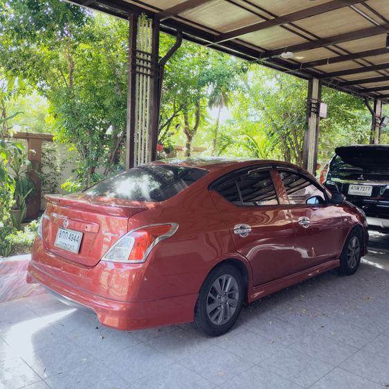 รถ Nissan Almera 1.2 V Sportech สี แดง