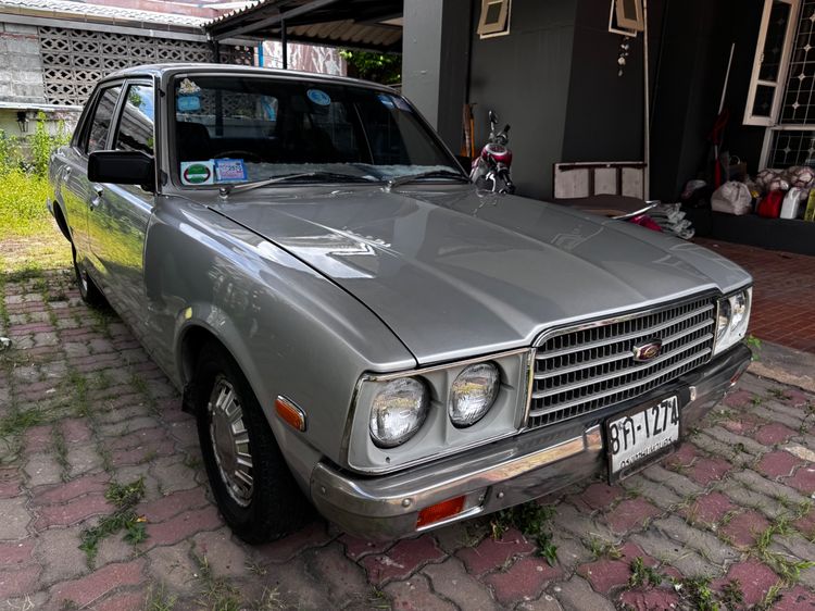 รถ Toyota รุ่นอื่นๆ รุ่นย่อยอื่นๆ สี บรอนซ์เงิน