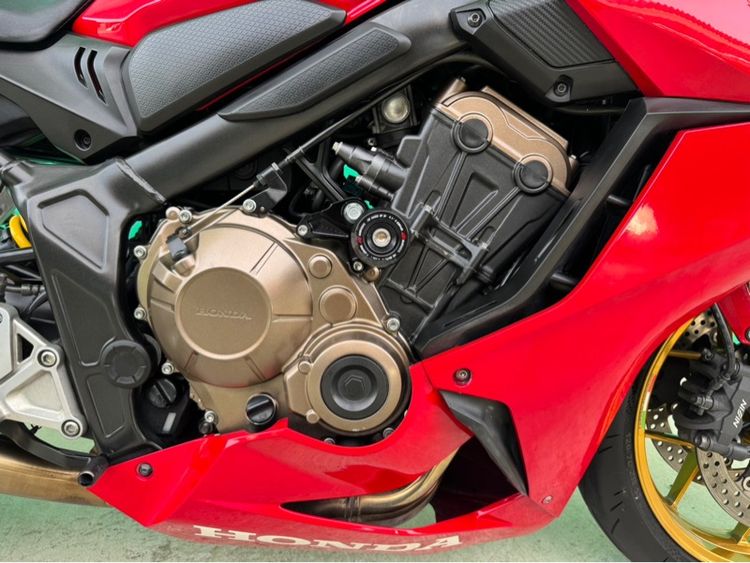Honda CBR650R สีแดง ปี2020 รูปที่ 6