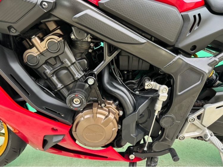 Honda CBR650R สีแดง ปี2020 รูปที่ 17