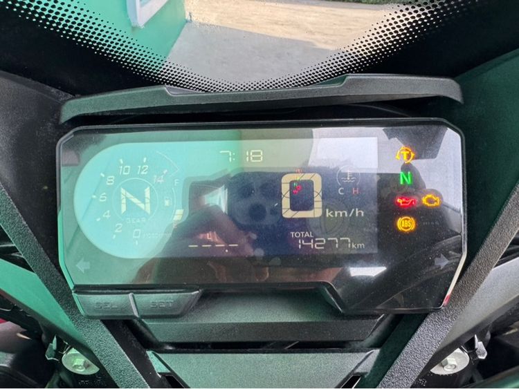 Honda CBR650R สีแดง ปี2020 รูปที่ 12