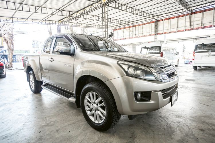รถ Isuzu D-MAX 3.0 Hi-Lander Z Prestige Ddi Vgs Turbo สี น้ำตาล