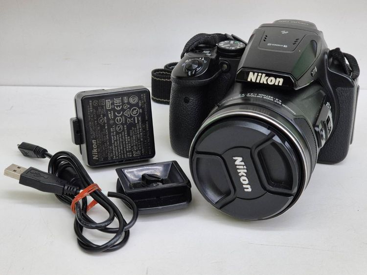 Nikon COOLPIX P900 ซูมไกล 83x ระยะเทียบเท่า 24-2000mm พร้อมใช้งาน