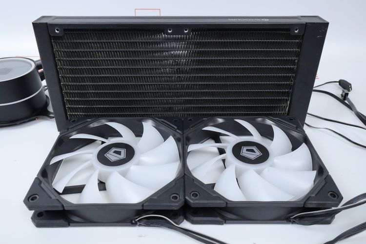 ชุดน้ำ ID-Cooling ZoomFlow 240XT ARGB รูปที่ 2