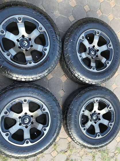 ล้อแม็ก FUEL-BEAST 18×9 ออฟเซ็ต1 HUB: 108mm PCD: 6×139.7 พร้อมยาง TOYO at3 265 65 r18 ปี1424