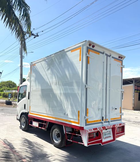 รถเข้าใหม่ ไมล์หลักหมื่น รถสวยมาก รถ ISUZU NLR 130 แรง ปี 2560    รถห้างแท้  (4 ล้อไม่ติดเวลา) มือเดียว สวยมาก รูปที่ 4