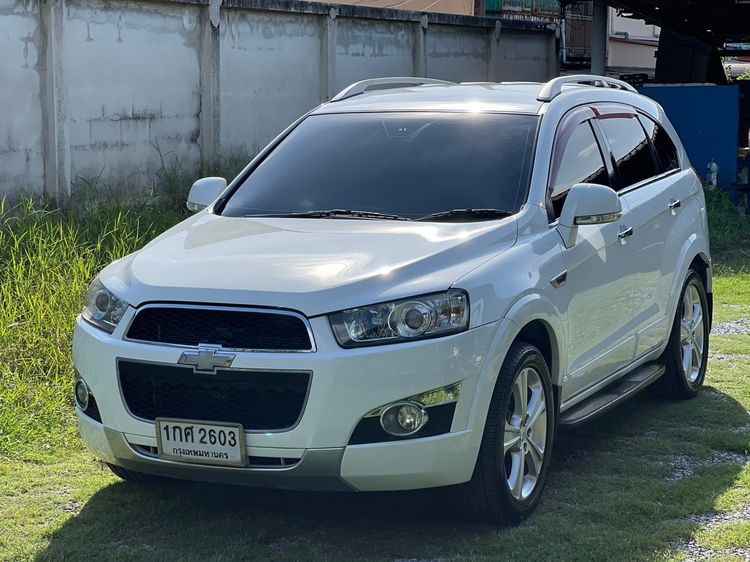 รถ Chevrolet Captiva 2.0 LTZ 4WD สี ขาว