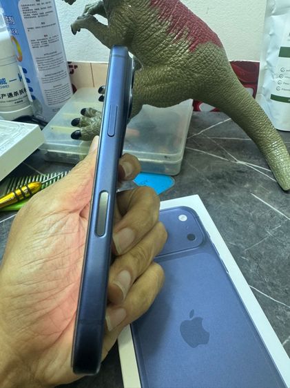ขาย iPhone 17pro 256g ครบกล่อง สุขภาพแบต 97 หมดประกัน 6-11-69 ไม่มีตำหนิ ใช้งานปกติ นัดรับ กทม  35900 บาท Tel 0944561654  รูปที่ 5