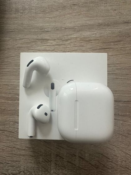 Apple airpod 4th gen