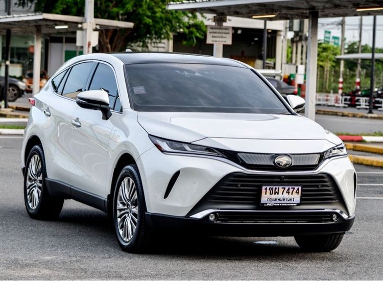 รถ Toyota Harrier 2.5 Hybrid Premium สี ขาว