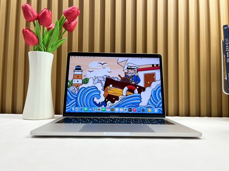 MacBook Pro 13-inch 2018 Four Thunderbolt 3 Ports Ram8GB SSD512GB Sliver 
