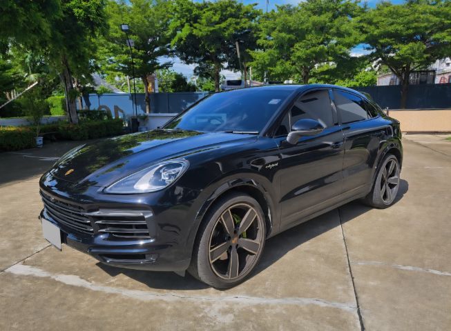 รถ Porsche Cayenne 3.0 E-Hybrid Coupé 4WD สี ดำ
