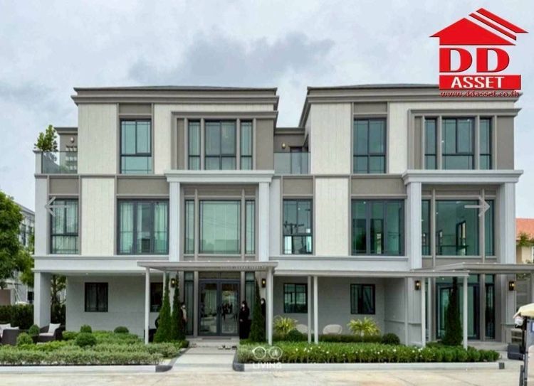 ตกแต่งครบ For Sale For Rent Classe Sukhumvit 77 Classic Luxury Townhome