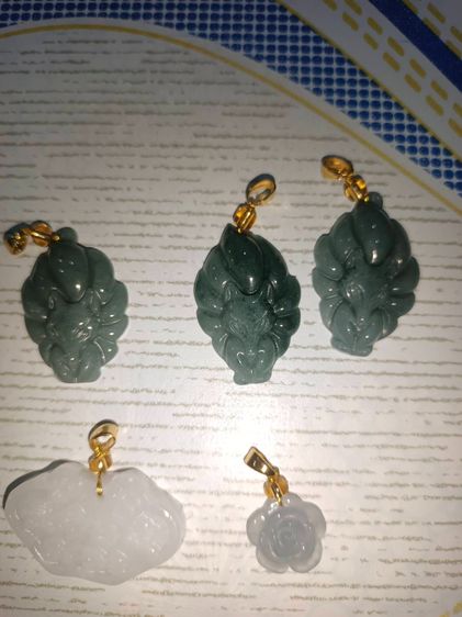 จี้หยก สีขาว สีเขียว กัวเตมาลา jadeite type A