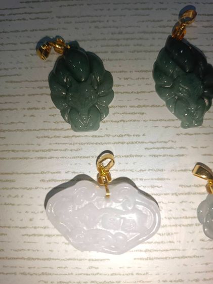จี้หยก สีขาว สีเขียว กัวเตมาลา jadeite type A รูปที่ 2