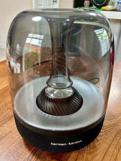 ลำโพง Harman Kardon Aura Studio Bluetooth – สภาพดีเยี่ยม