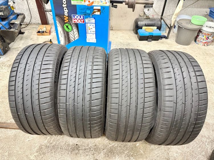 ยางถอดป้ายแดงขอบ 18” ยี่ห้อ MICHELIN รุ่น PILOT SPORT 4 ขนาด 235-40R18 ปี 25 สีเส้นตุ่มหน้ายางยังอยู่ครบ รูปที่ 8