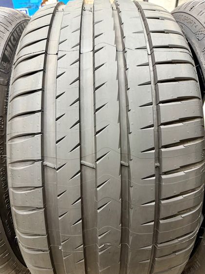 ยางถอดป้ายแดงขอบ 18” ยี่ห้อ MICHELIN รุ่น PILOT SPORT 4 ขนาด 235-40R18 ปี 25 สีเส้นตุ่มหน้ายางยังอยู่ครบ รูปที่ 6