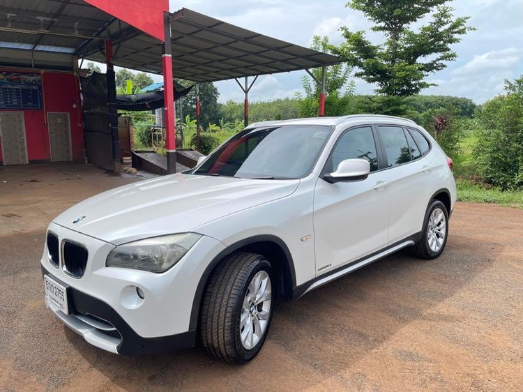 รถ BMW X1 1.5 sDrive18i xLine สี ขาว