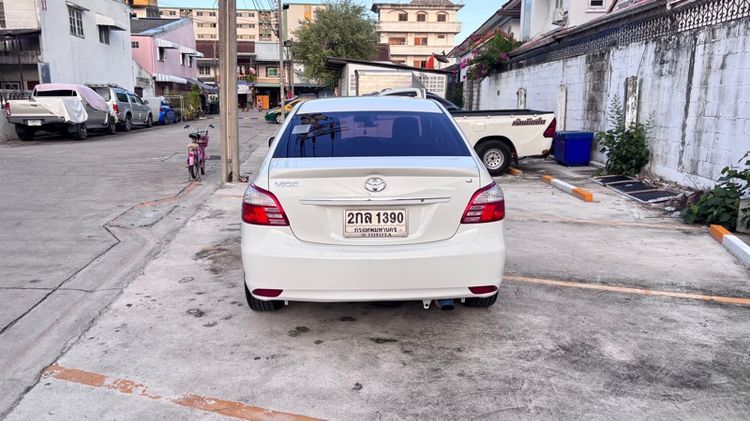 Toyota Vios 2013 1.5 J เบนซิน เกียร์อัตโนมัติ ขาว รูปที่ 2