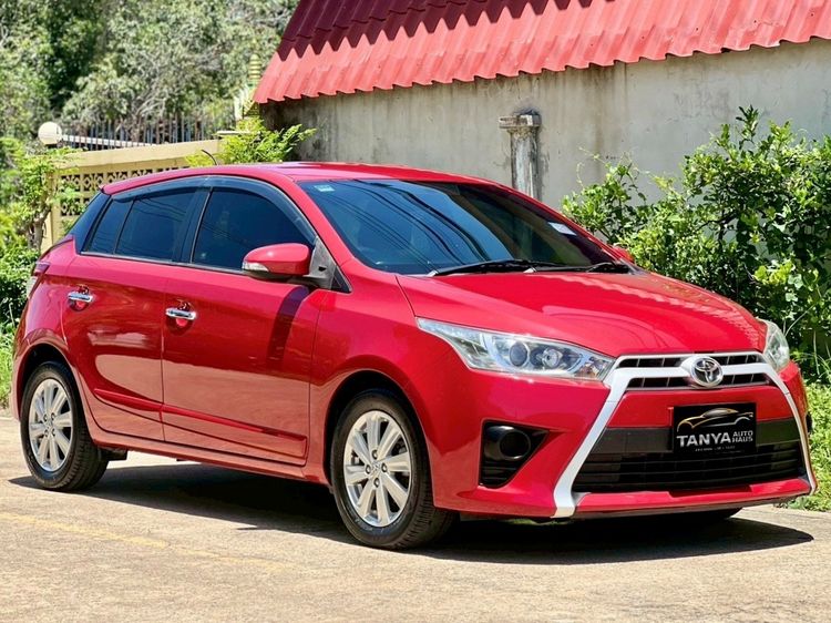 Toyota Yaris 2015 1.2 G Sedan เบนซิน ไม่ติดแก๊ส เกียร์อัตโนมัติ แดง