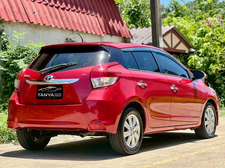 Toyota Yaris 2015 1.2 G Sedan เบนซิน ไม่ติดแก๊ส เกียร์อัตโนมัติ แดง รูปที่ 4