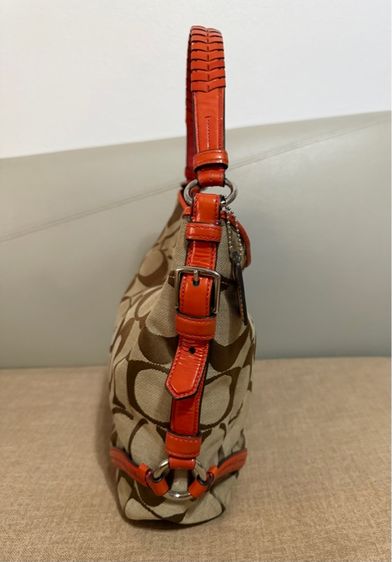 กระเป๋า Coach Chelsea Katarina Signature Hobo Bag รูปที่ 4