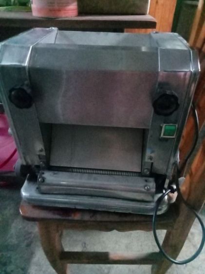 เครื่องรีดเส้นบะหมี่ไฟฟ้า รูปที่ 2