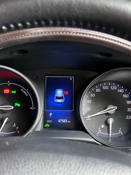 Toyota C-HR 2019 1.8 Hybrid Hi Sedan ไฮบริด เกียร์อัตโนมัติ บรอนซ์เงิน รูปที่ 3