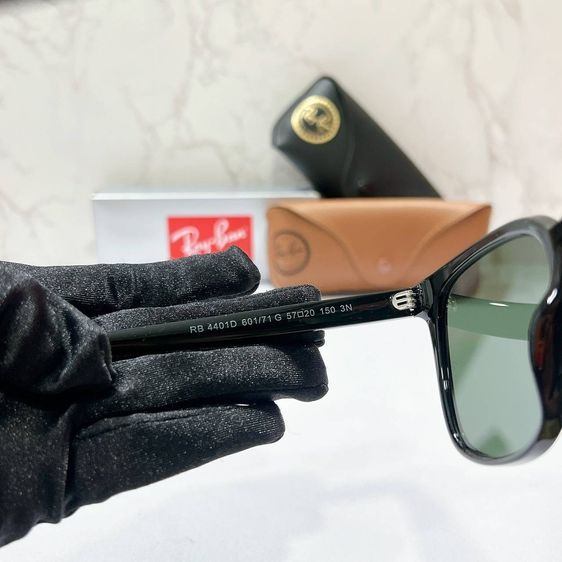 Ray-Ban RB4401D ครับ เป็นทรงสี่เหลี่ยมโอเวอร์ไซส์ แว่นตา รูปที่ 16
